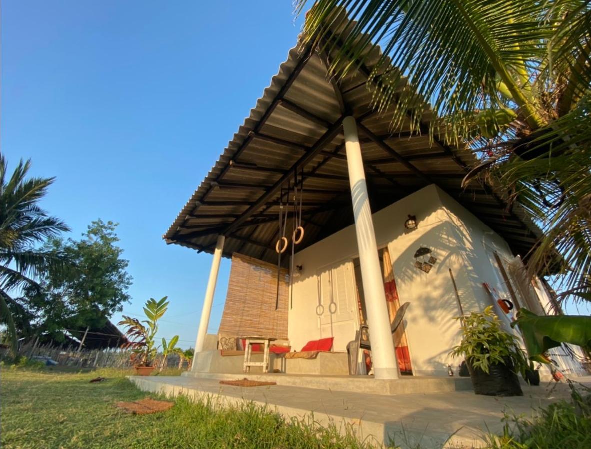 Coco Cabana Kite Resort Kalpitiya Exterior photo