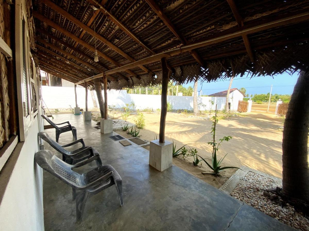 Coco Cabana Kite Resort Kalpitiya Exterior photo